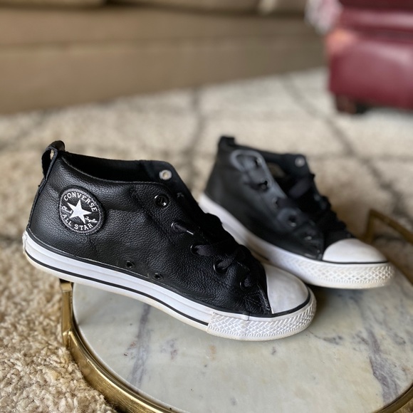 Converse black leather and white high tops 6.5-7 - Picture 2 of 6